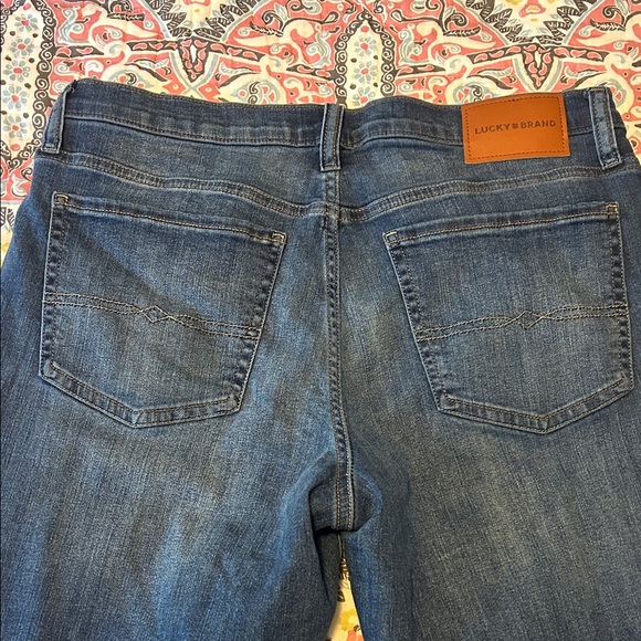 Women’s “Sweet” Lucky Brand Blue Jeans - Picture 5 of 5